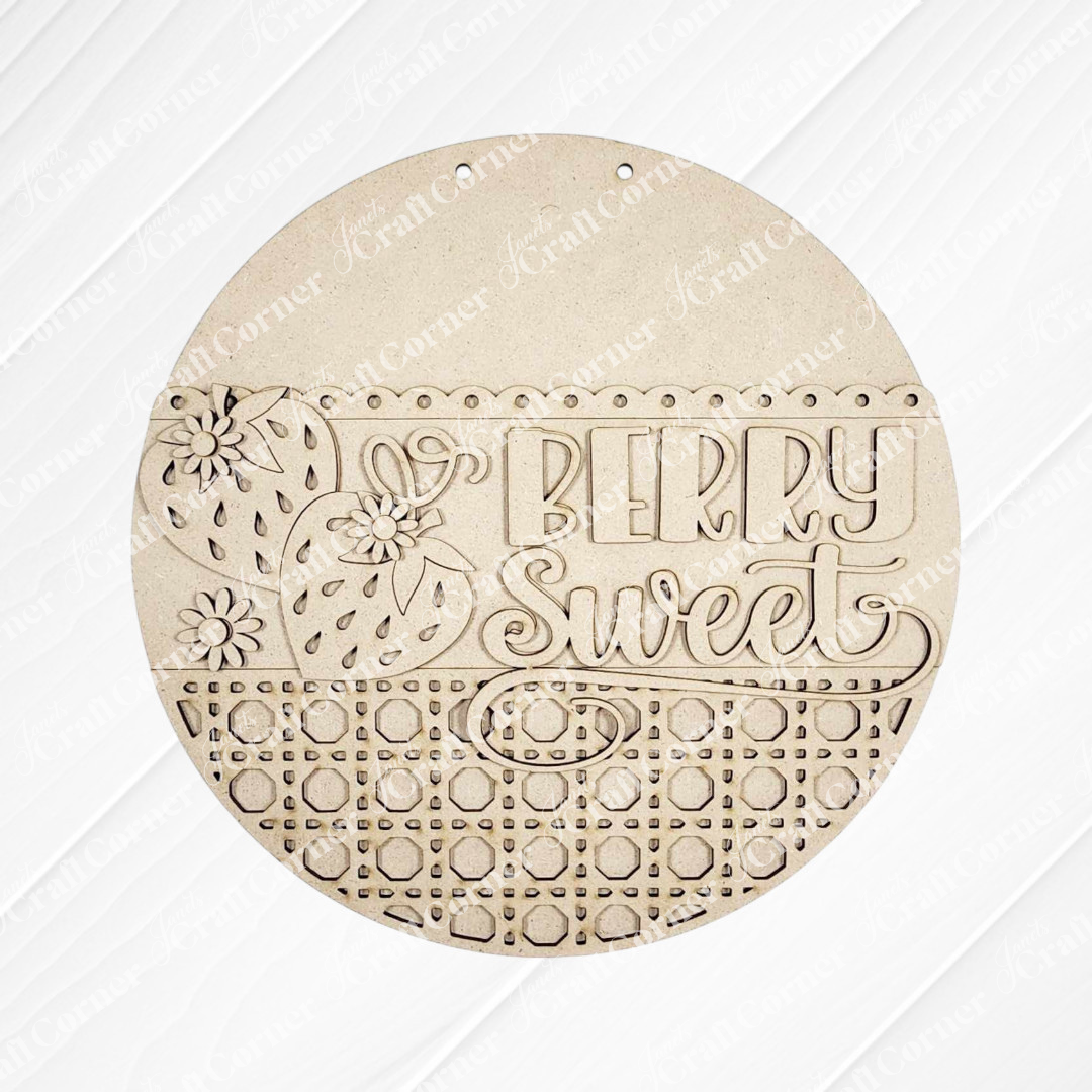 Berry Sweet Wall Hanger - Summer DIY Craft Kit - 10.5" Round