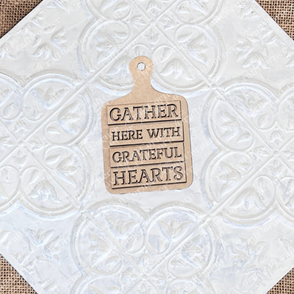 The Thankful Mini Shelf Sitters DIY craft kit from Janet's Craft Corner is a charming addition to your seasonal decor or can inspire personalized decorations. Set of 1.